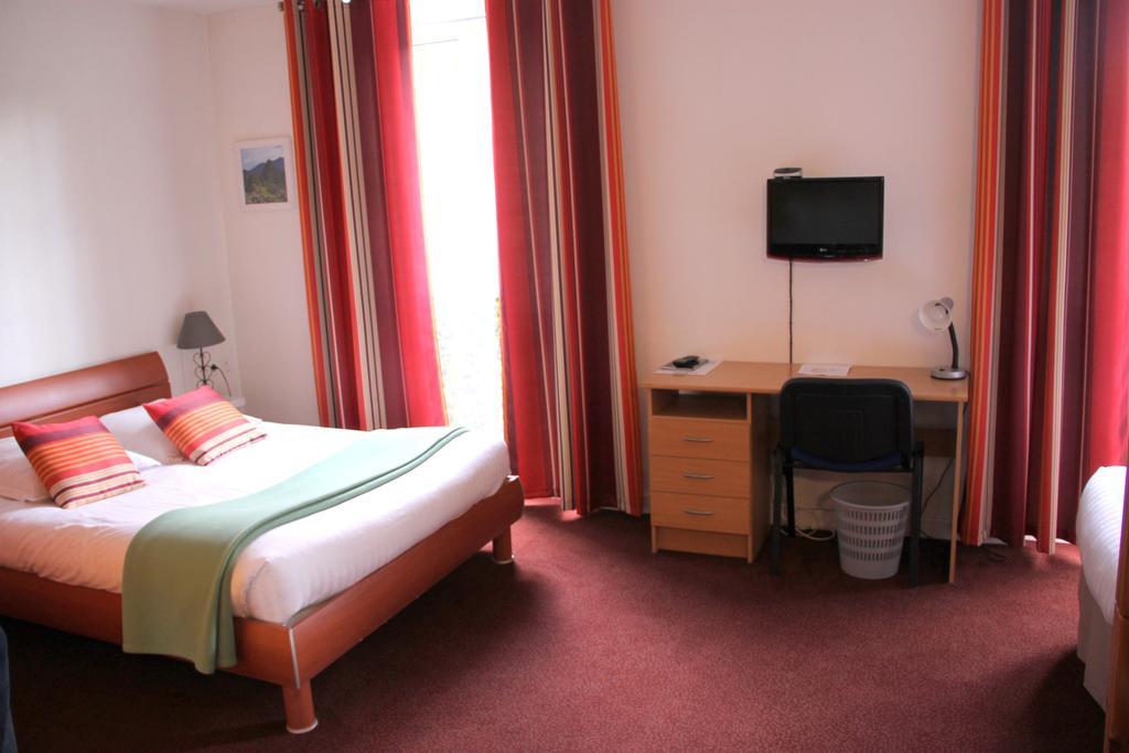Agape Hotel Niort- ベシーヌ エクステリア 写真