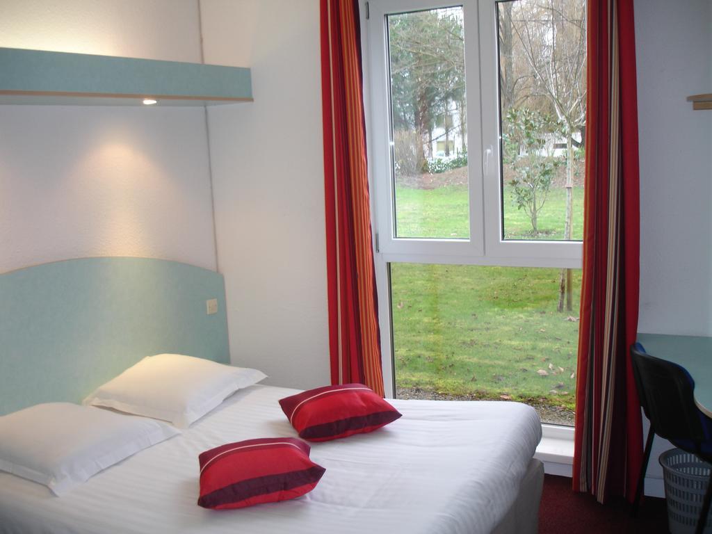 Agape Hotel Niort- ベシーヌ エクステリア 写真