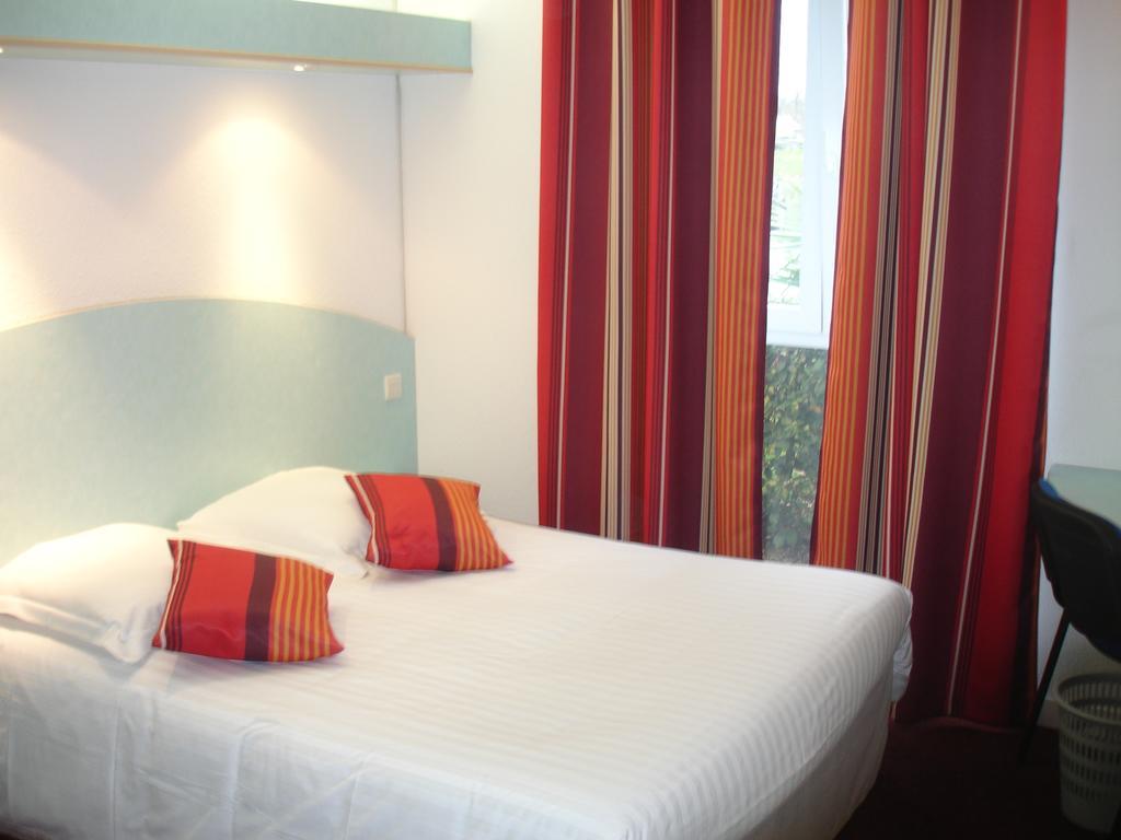 Agape Hotel Niort- ベシーヌ エクステリア 写真