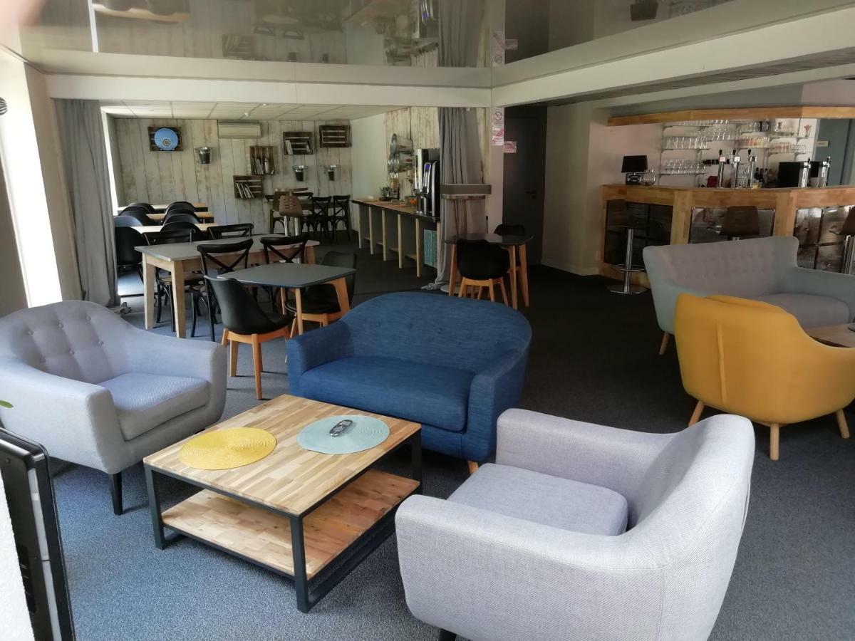 Agape Hotel Niort- ベシーヌ エクステリア 写真